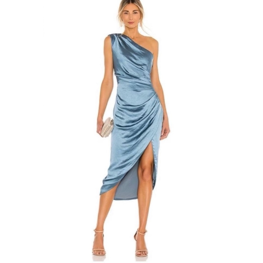 NWT Elliatt Cassini One shoulder Dress in Cadet Blue Size Medium